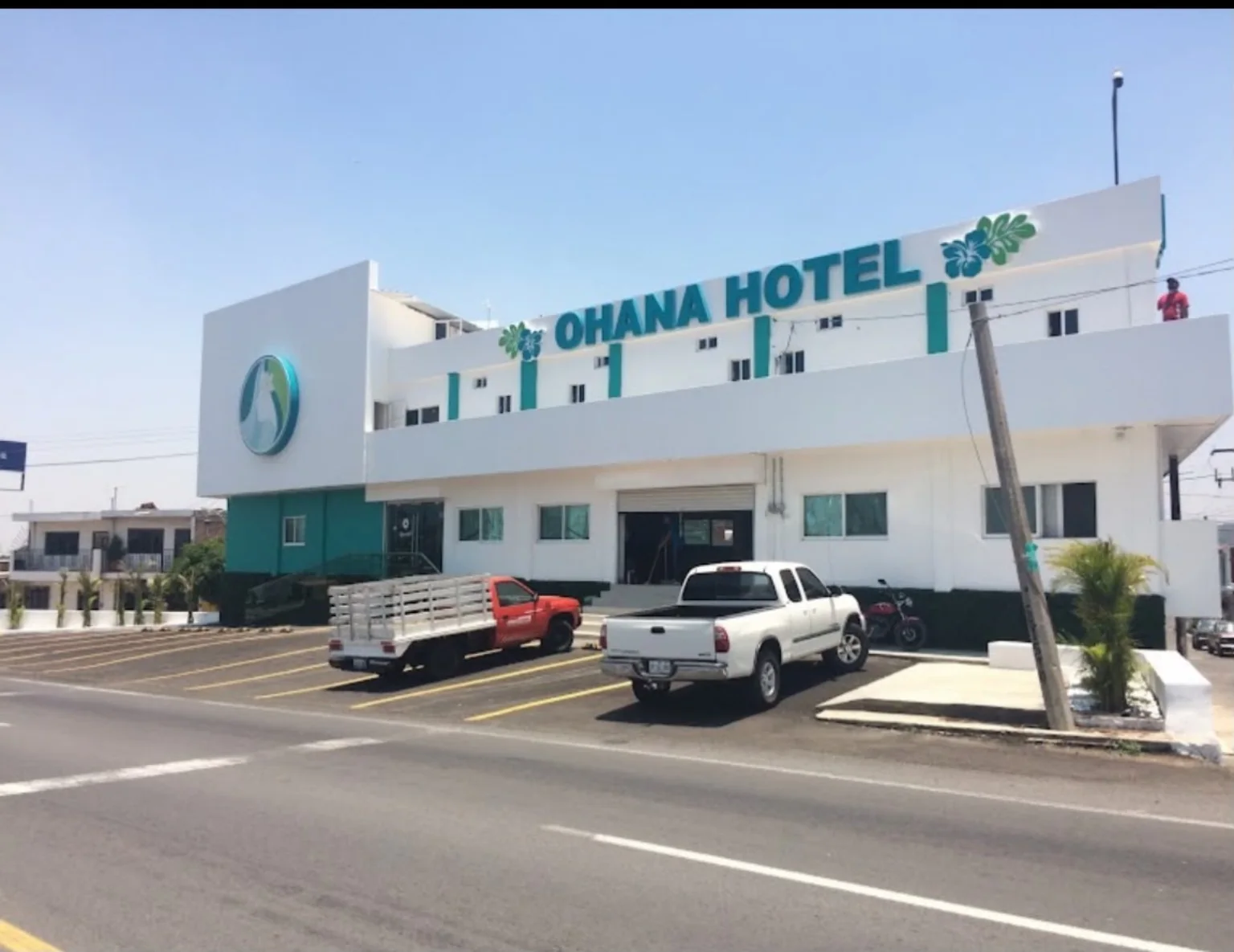 Fachada Hotel Ohana